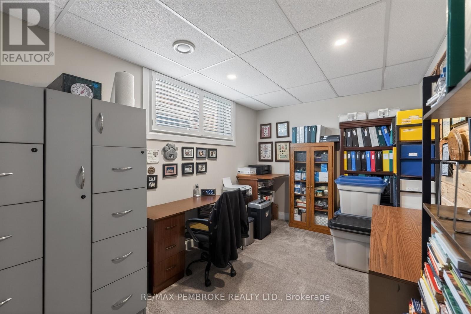 27 TERRANCE DRIVE - 23