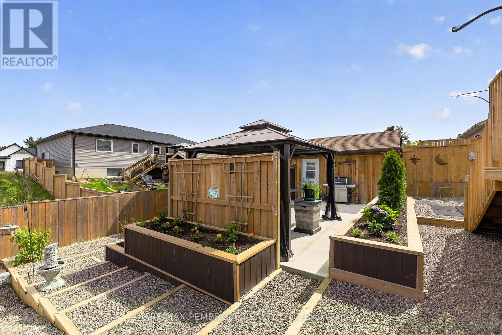 27 TERRANCE DRIVE - 40
