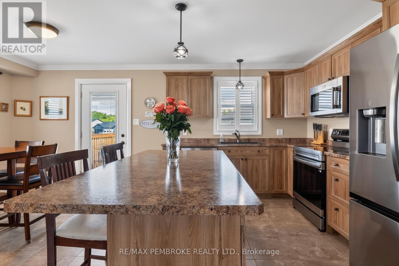 27 TERRANCE DRIVE - 7