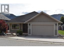 207 4400 McLean Creek Road, Okanagan Falls