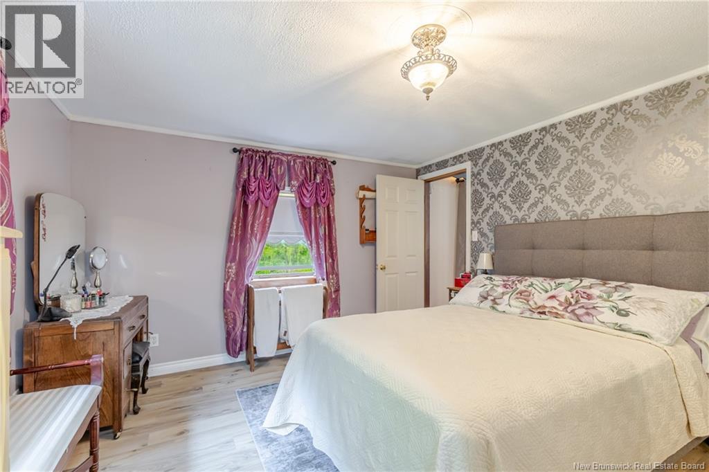 398 Tweedside Road - 25