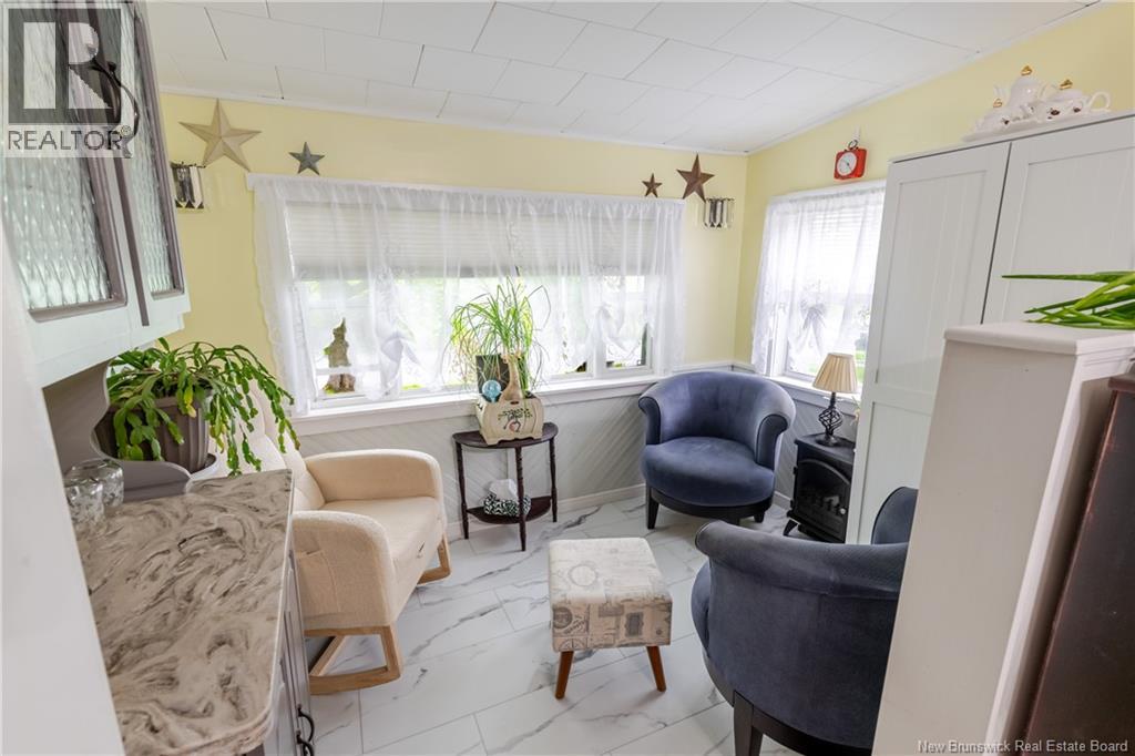 398 Tweedside Road - 16