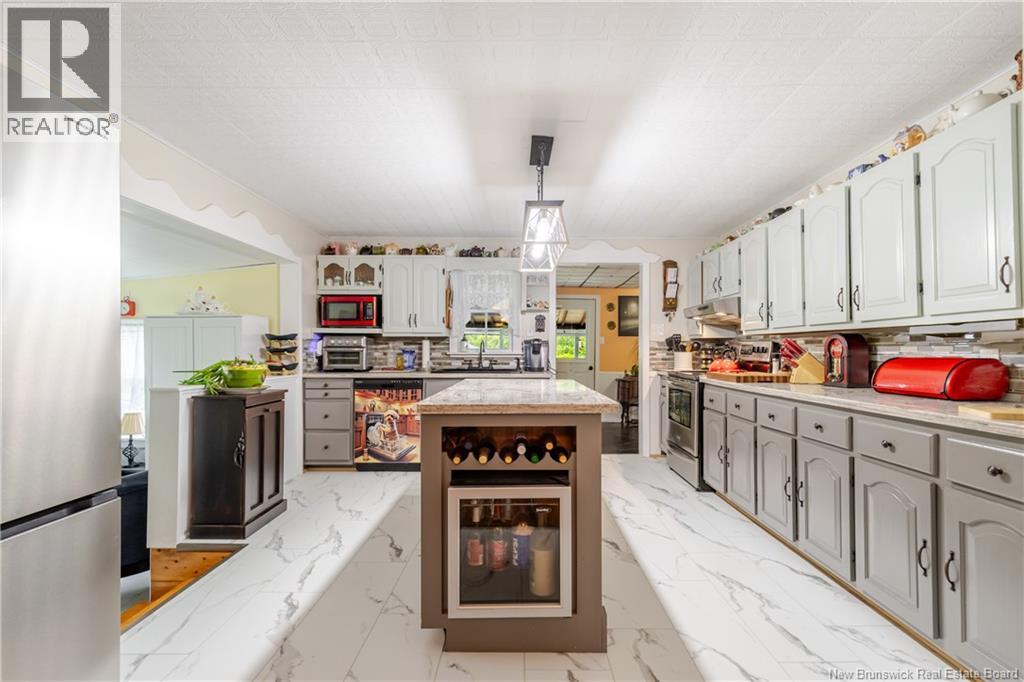 398 Tweedside Road - 13