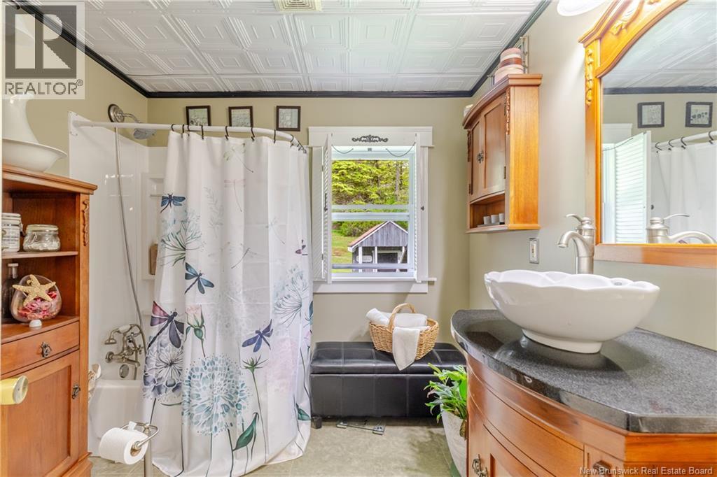 398 Tweedside Road - 29