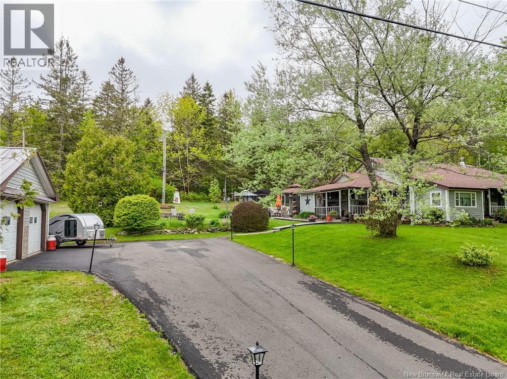 398 Tweedside Road - Image 3