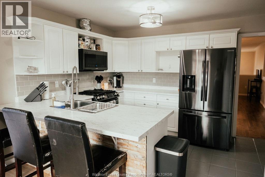 121 Queen STREET South - Image 12