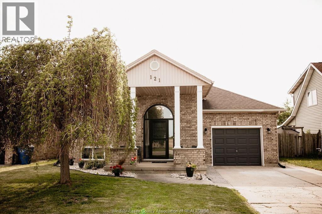 121 Queen STREET South - Image 3