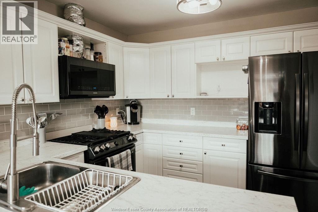 121 Queen STREET South - 13
