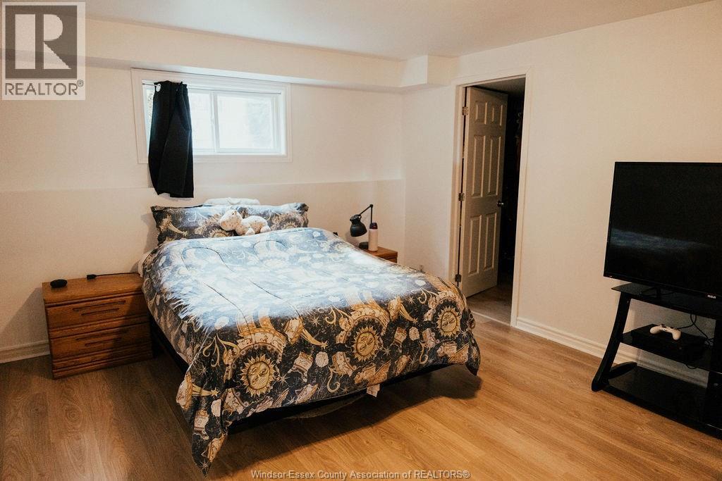 121 Queen STREET South - Image 28