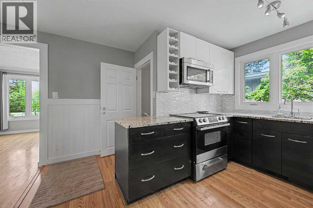 6322 37 Street SW - 10
