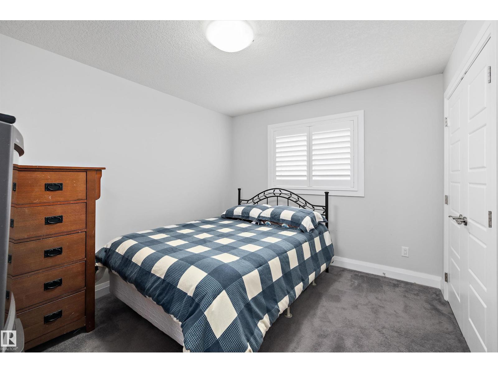 16758 62 ST NW - 27