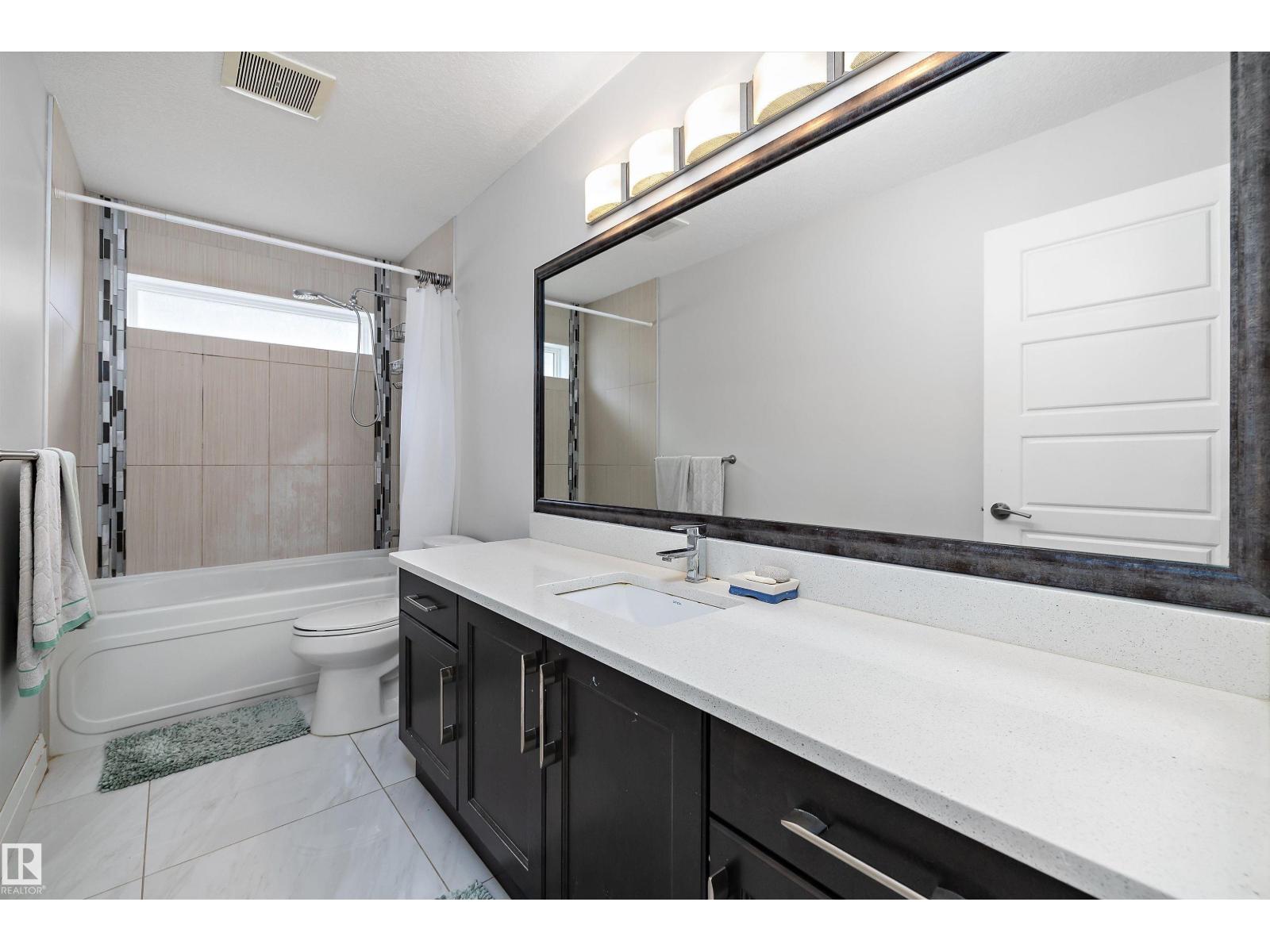 16758 62 ST NW - 34