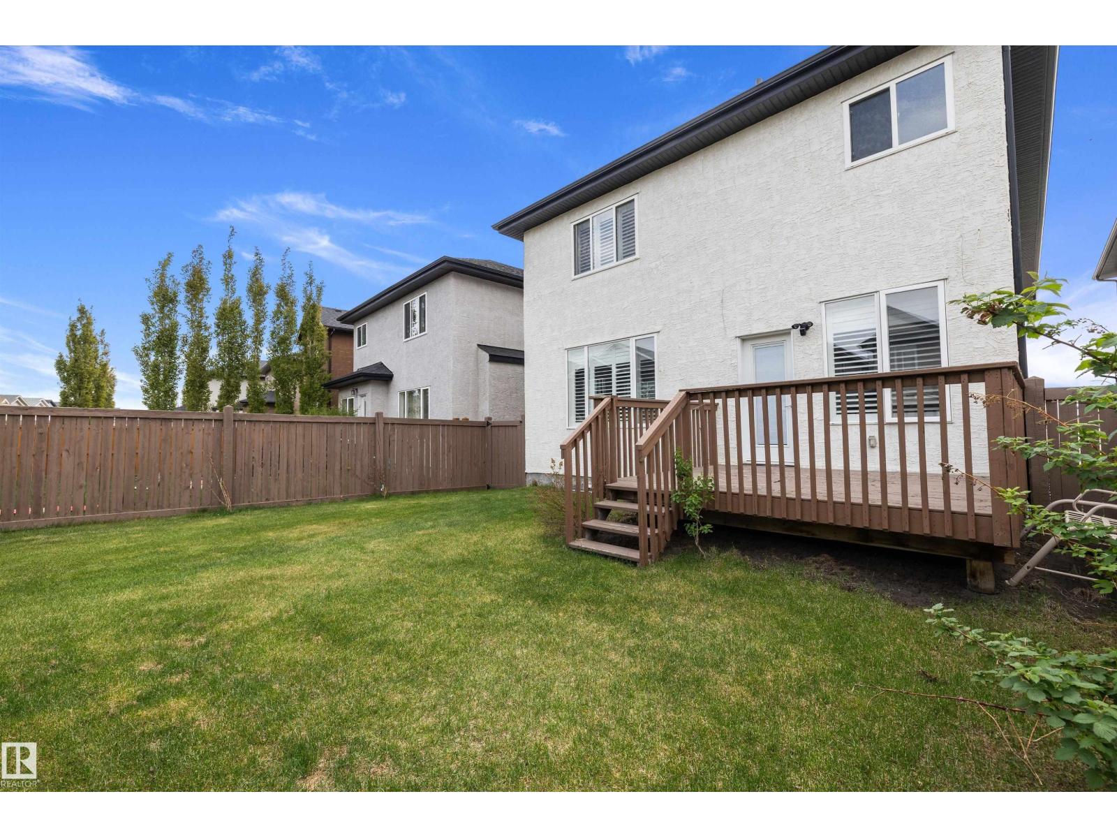 16758 62 ST NW - 44