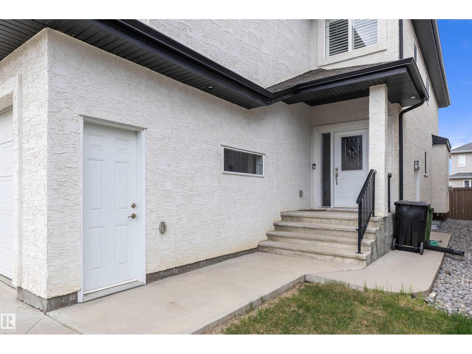 16758 62 ST NW - 48