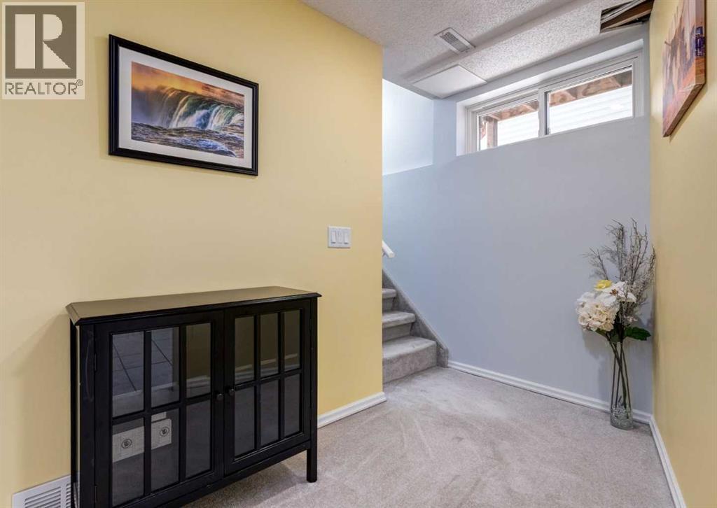 927 124 Avenue SW - 21