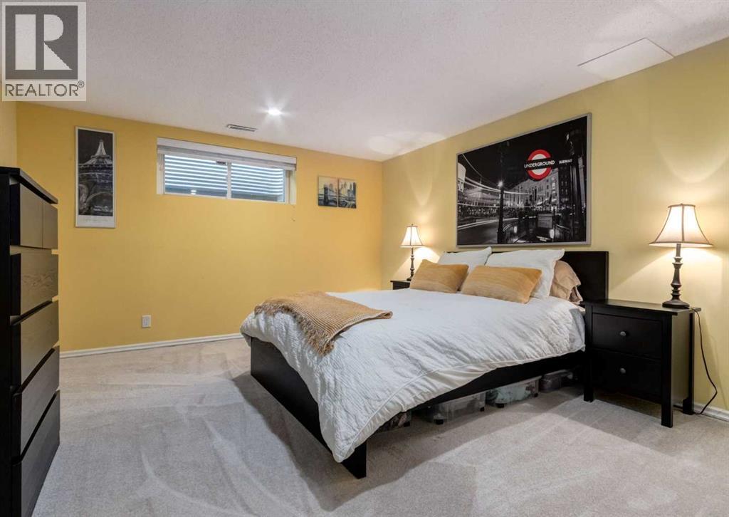 927 124 Avenue SW - 24