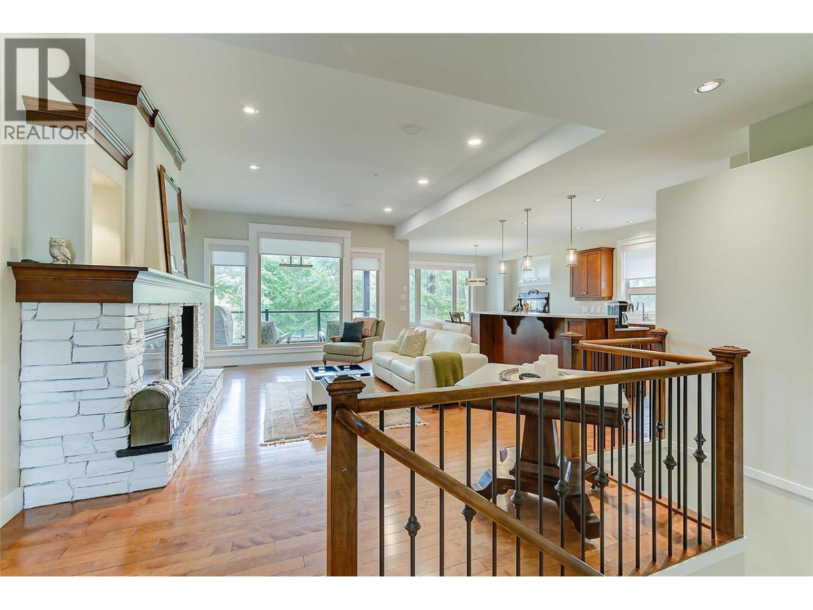 210 Dormie Place, Vernon