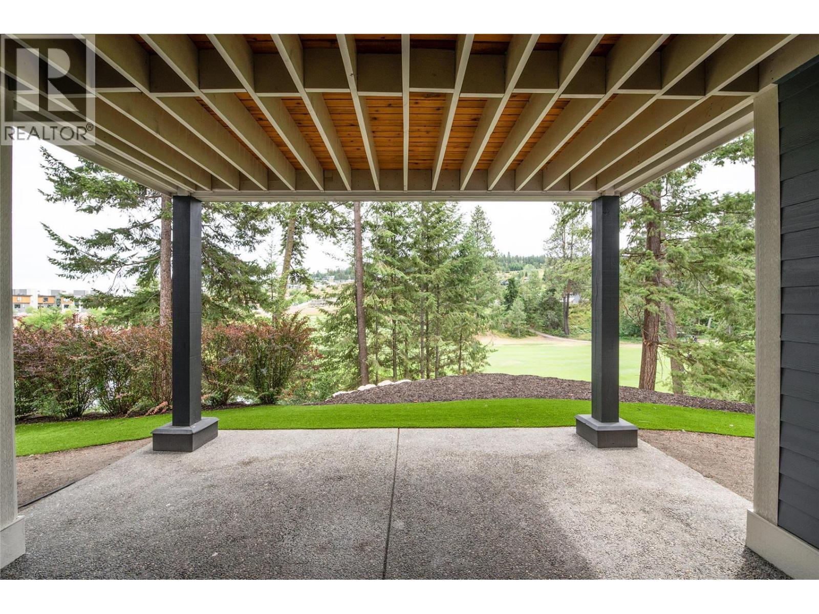 210 Dormie Place, Vernon