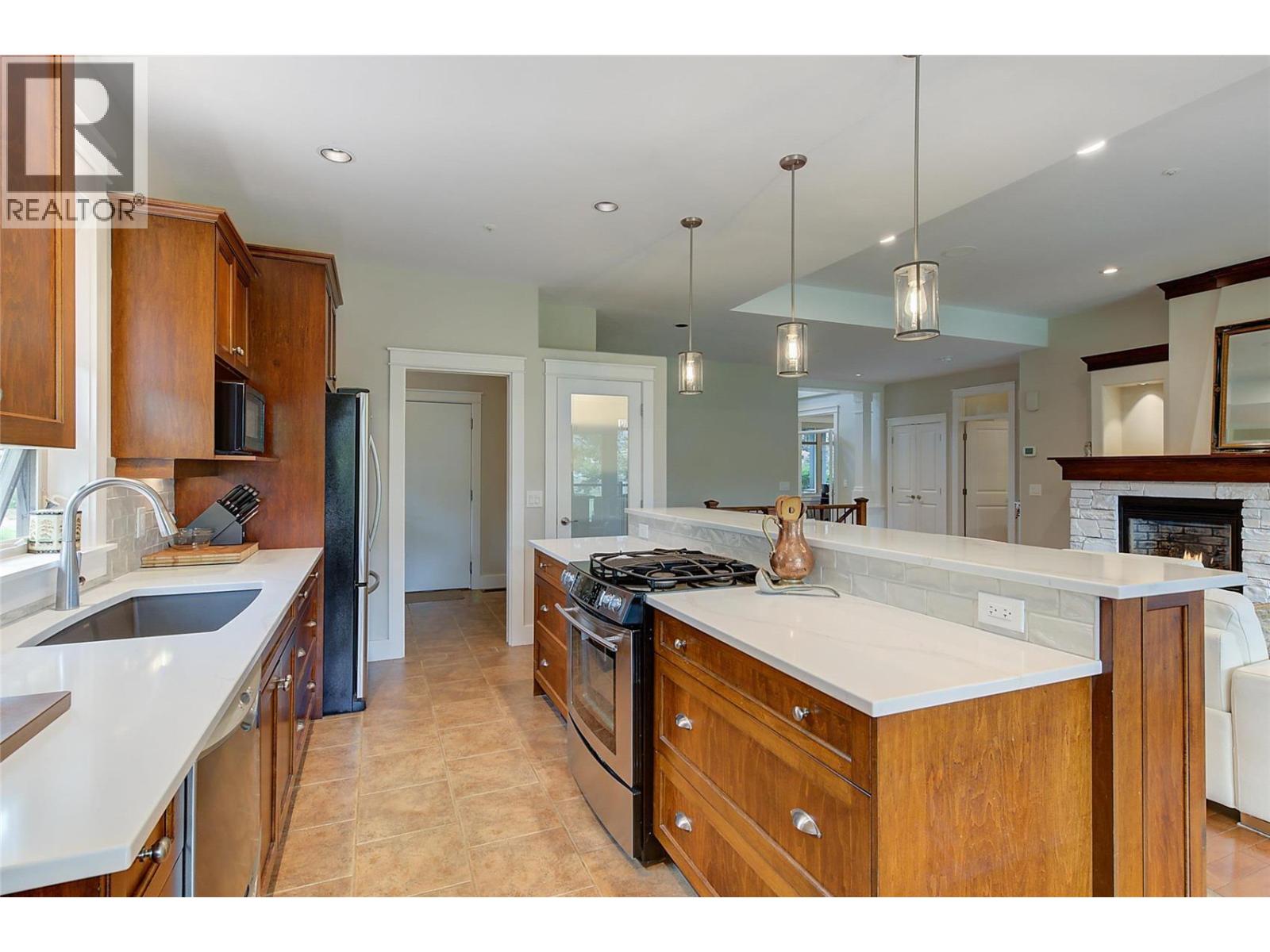 210 Dormie Place, Vernon