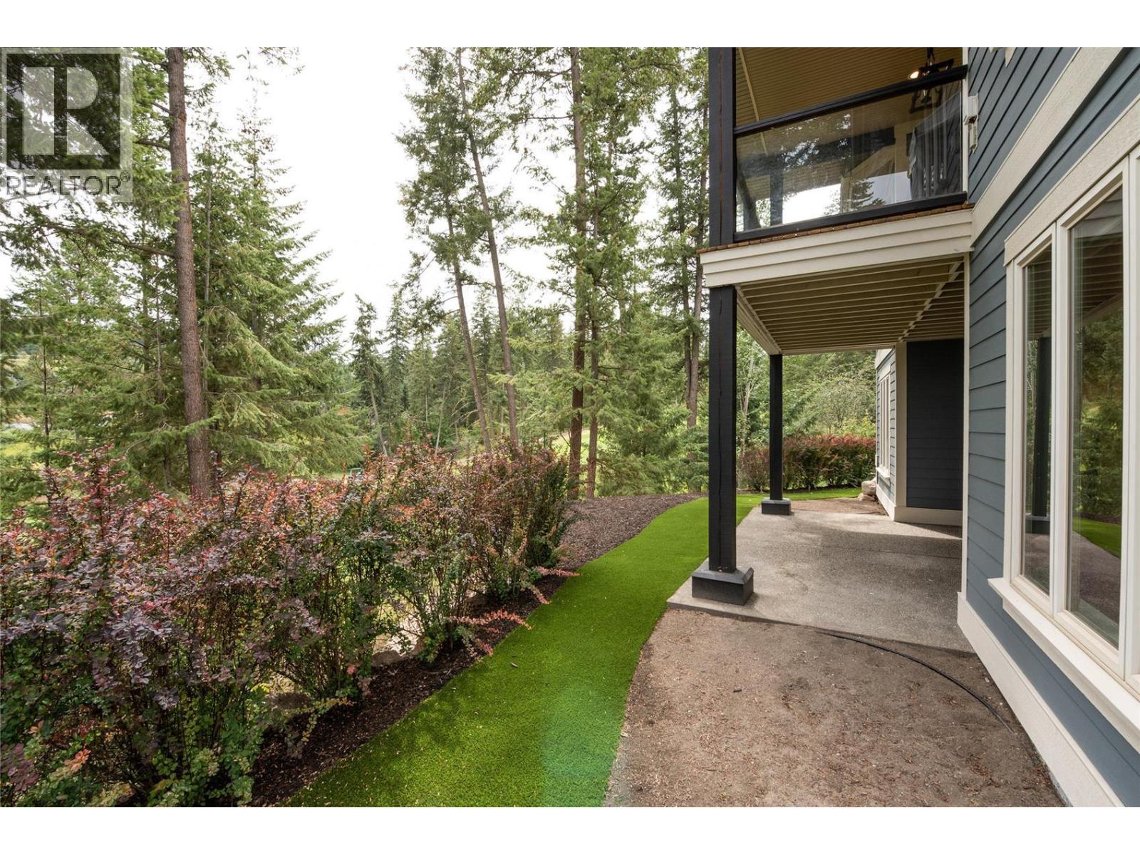 210 Dormie Place, Vernon