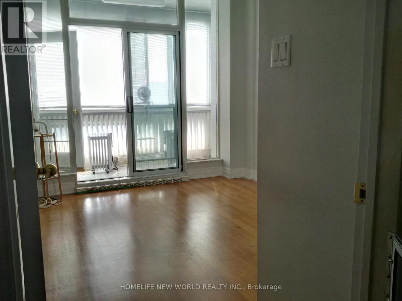 #PH-F 7 BROADWAY AVENUE - 18