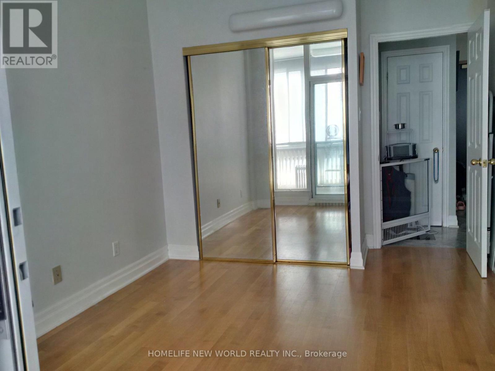 #PH-F 7 BROADWAY AVENUE - 19