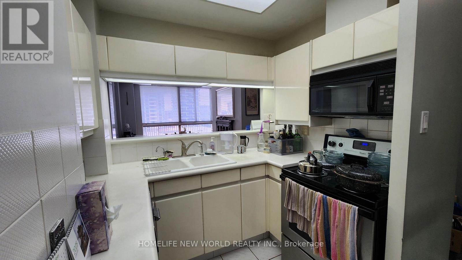 #PH-F 7 BROADWAY AVENUE - 20