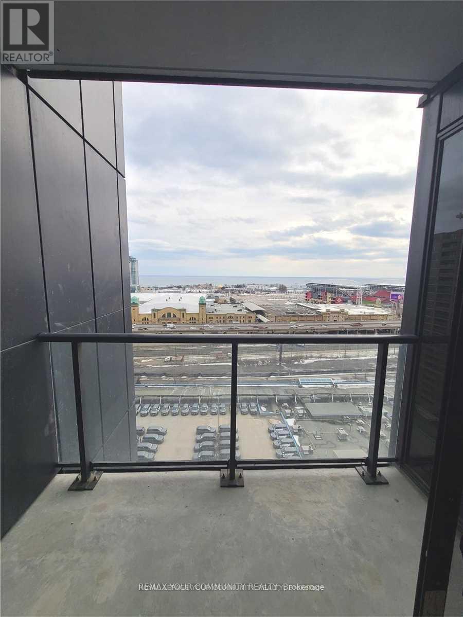 #1503 135 EAST LIBERTY STREET - 12