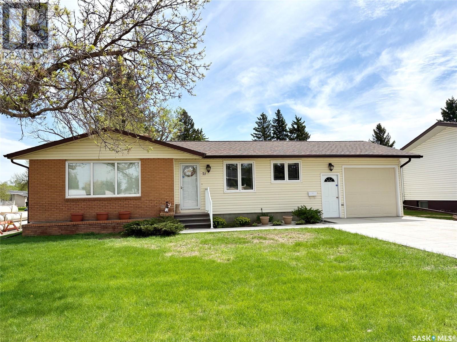 71 Dalebrooke DRIVE - 2
