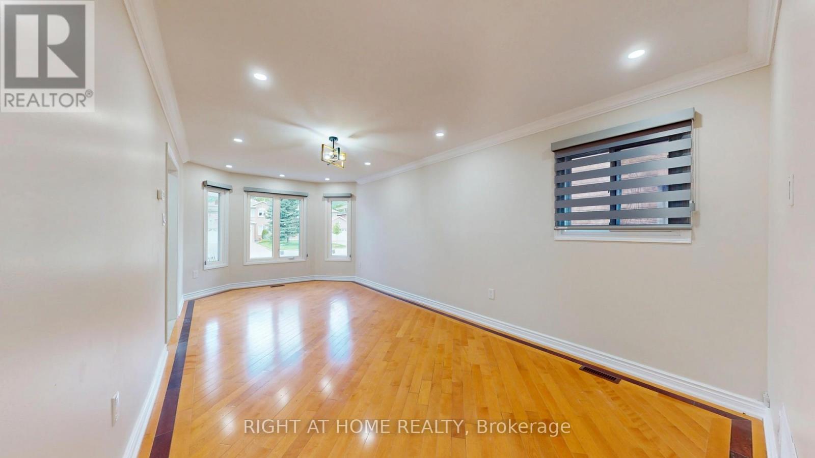 9 HANIA TERRACE - 13