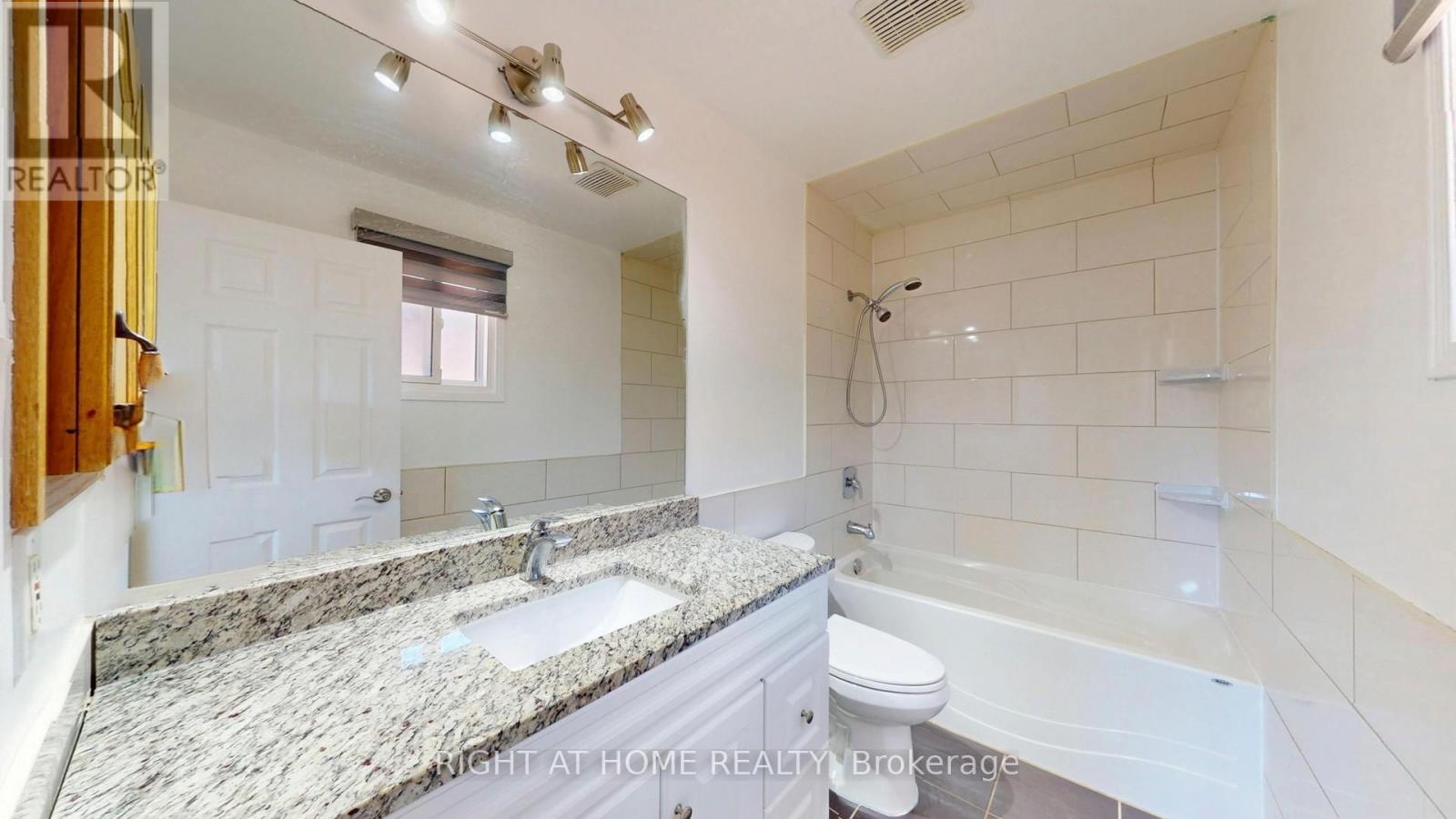 9 HANIA TERRACE - 23