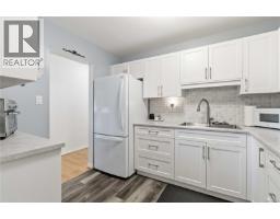 203 1665 Oak Bay Ave, Victoria, BC V8R1B5 Photo 17