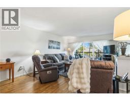 203 1665 Oak Bay Ave, Victoria, BC V8R1B5 Photo 9