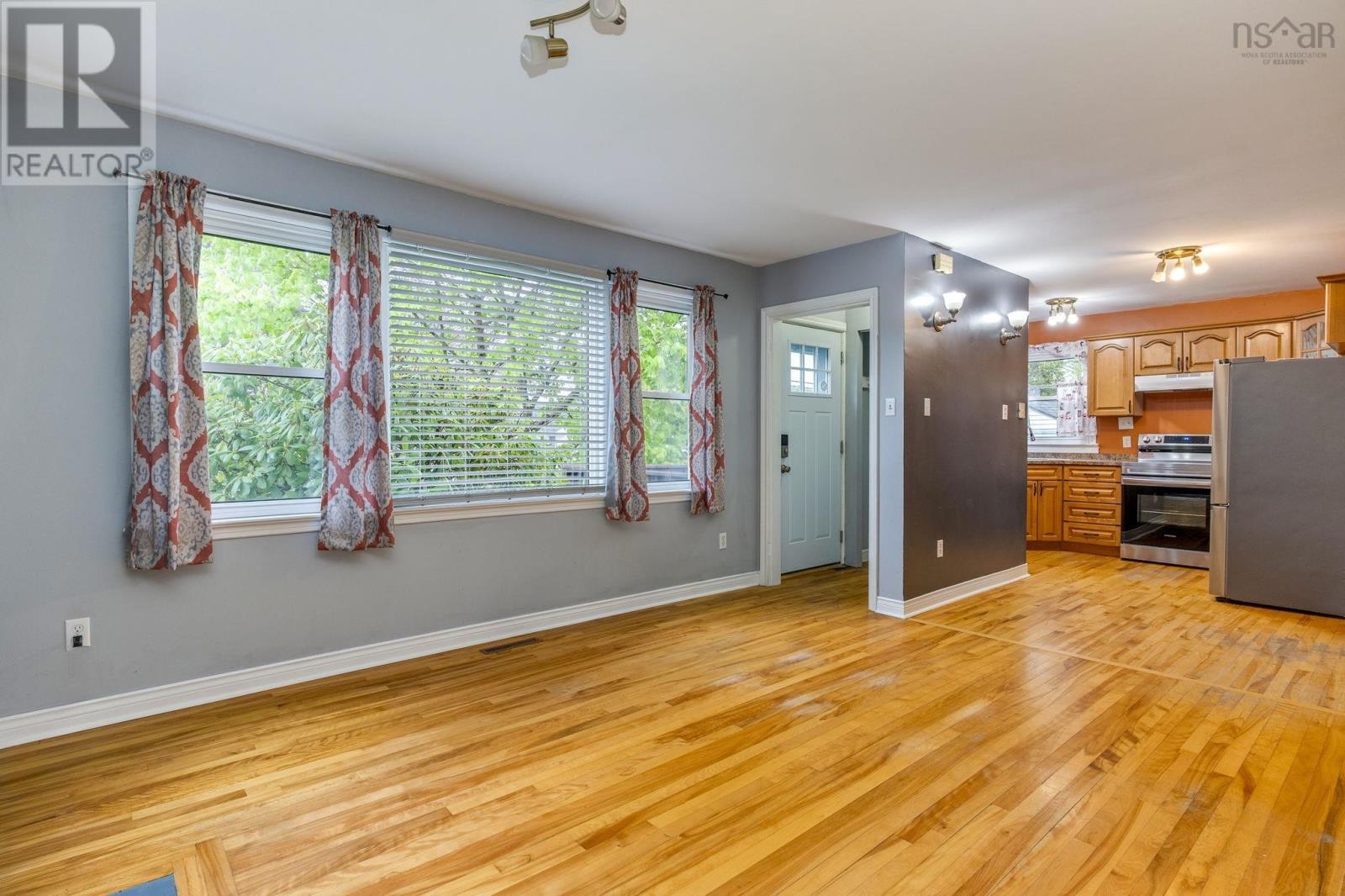 32 Farquharson Street - Image 3