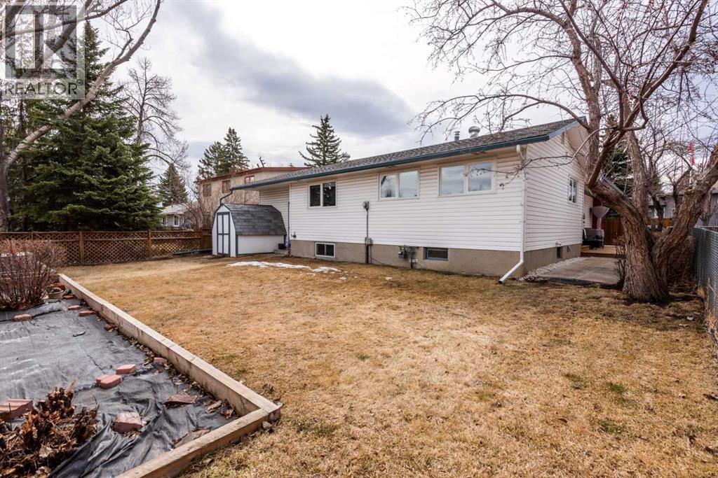 1032 Cantabrian Drive SW - 28