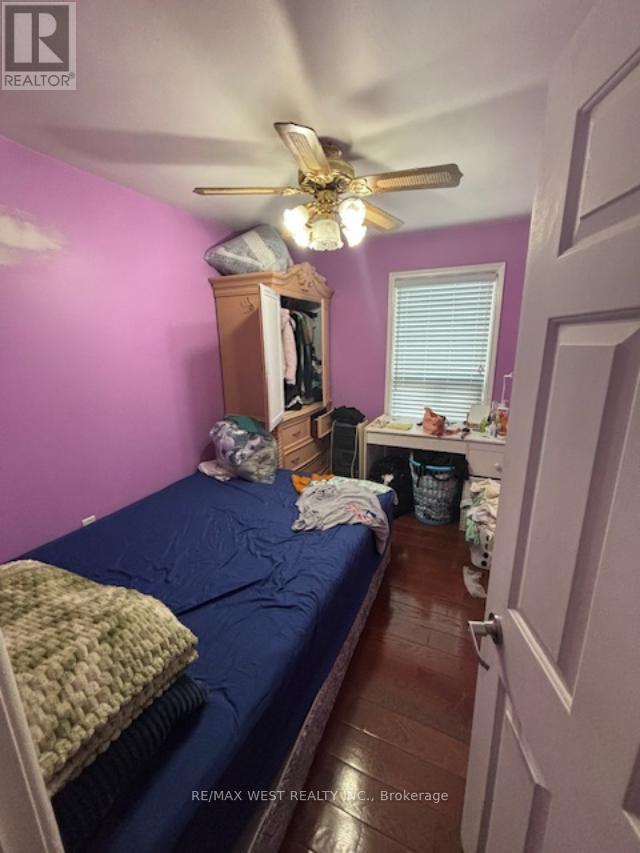 110 DARLINGSIDE DRIVE - 8