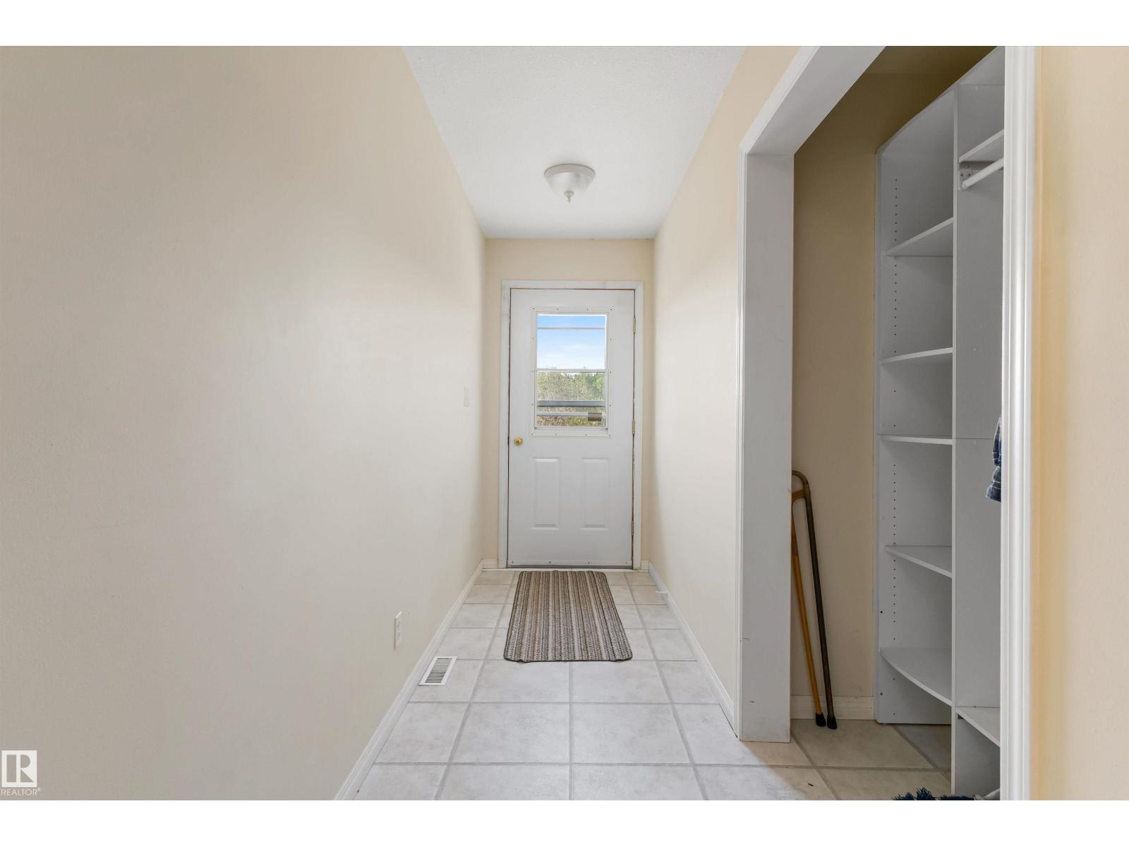 #10 52510 RGE ROAD 20 - 30