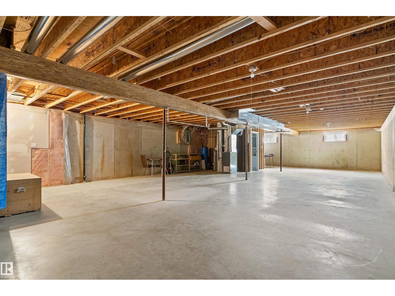 #10 52510 RGE ROAD 20 - 34
