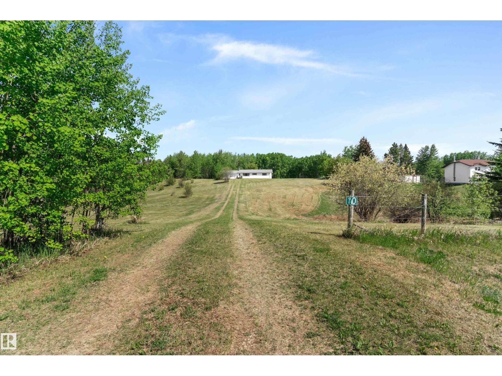 #10 52510 RGE ROAD 20 - 54