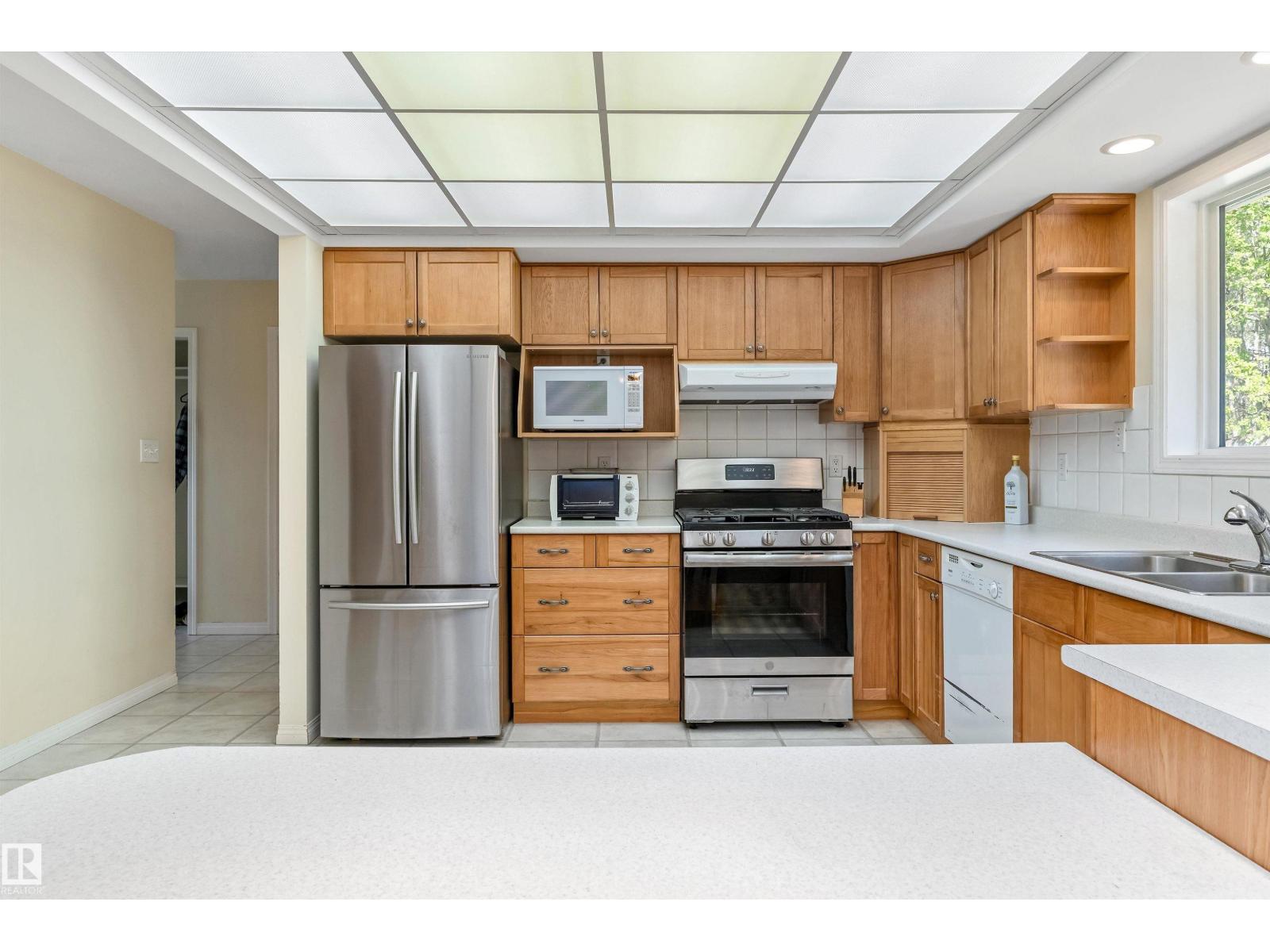#10 52510 RGE ROAD 20 - 8