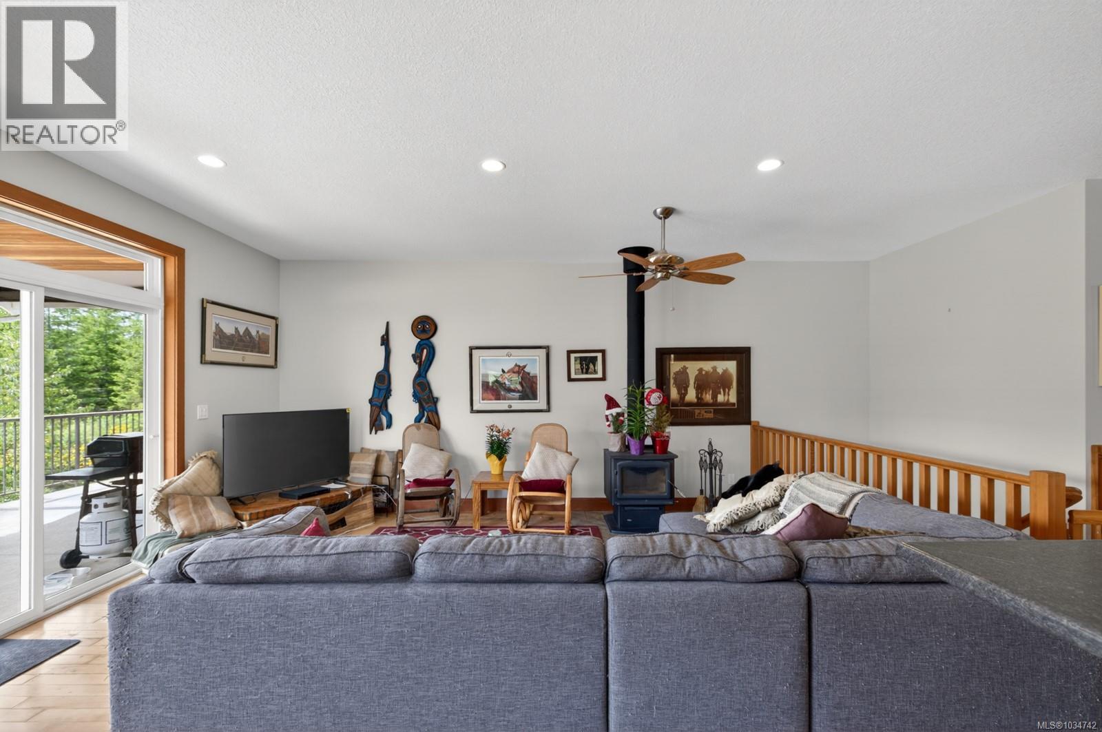 5160 Cowichan Lake Rd - 14