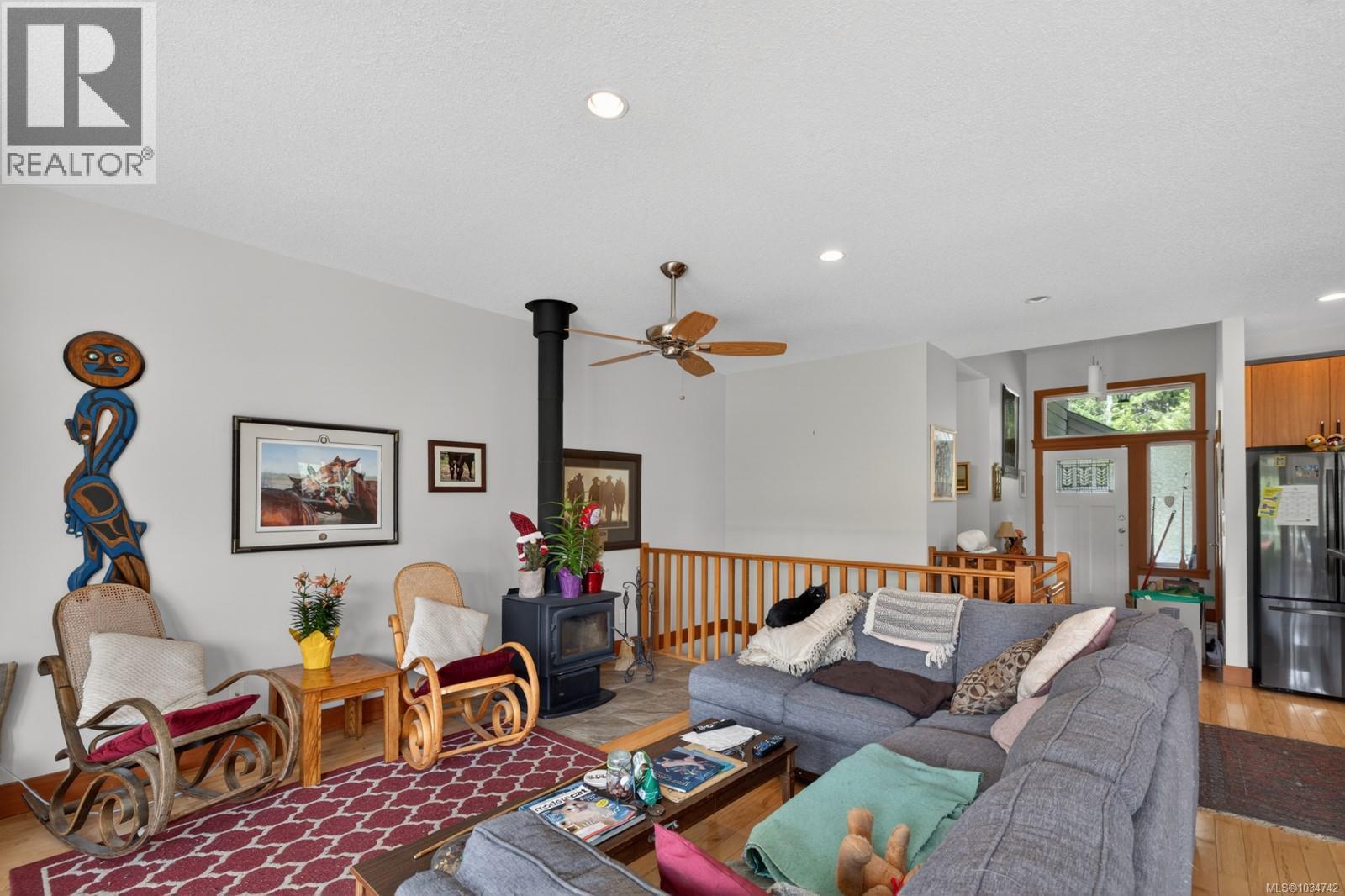5160 Cowichan Lake Rd - 17