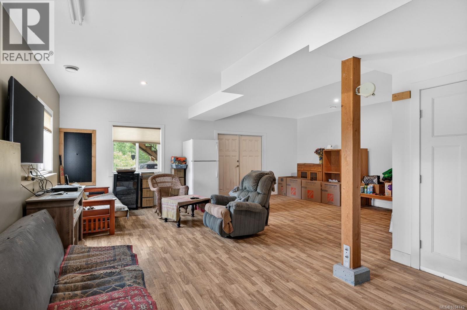 5160 Cowichan Lake Rd - 37