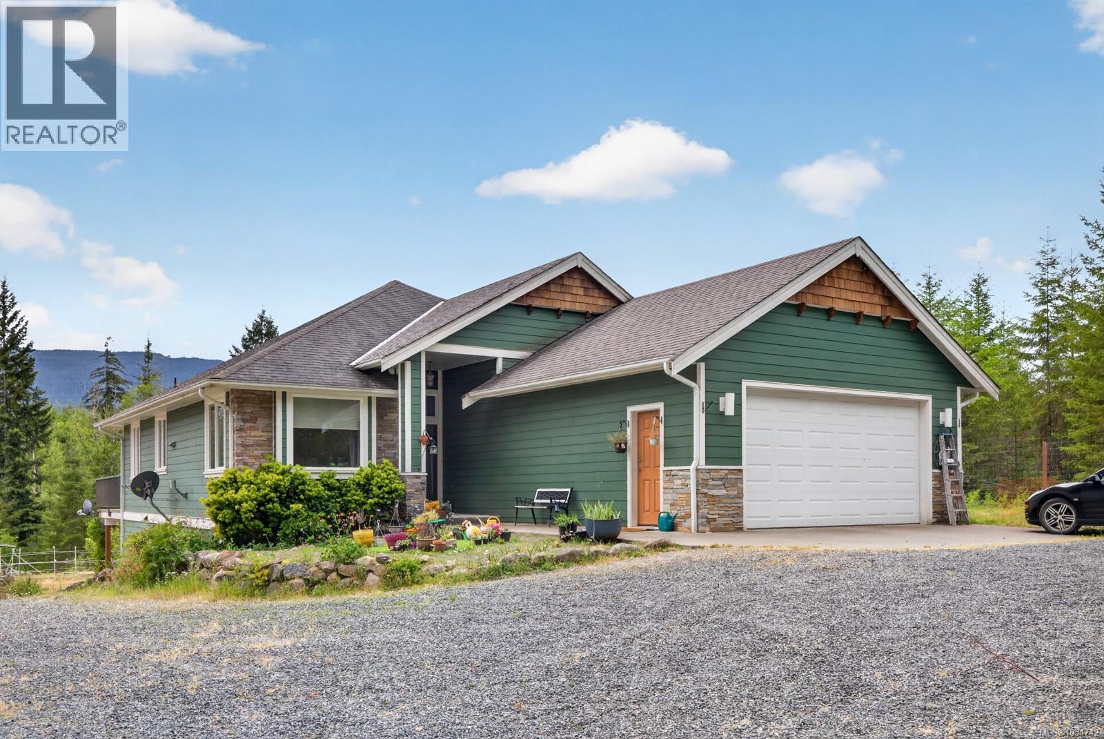 5160 Cowichan Lake Rd - 1