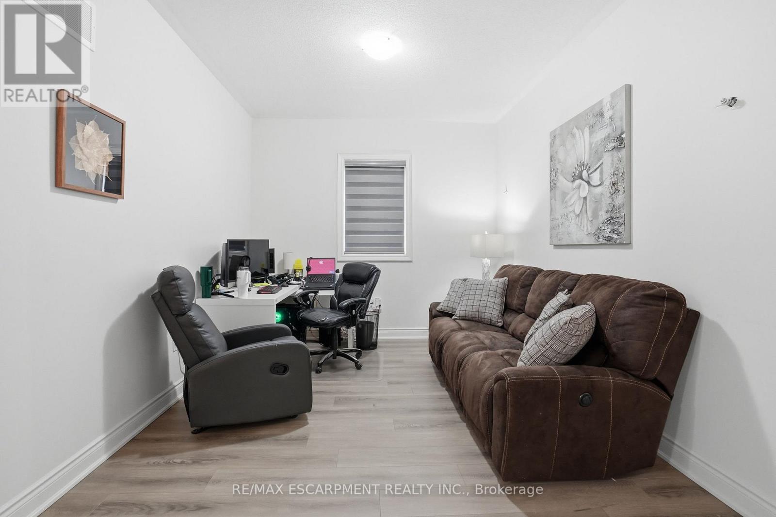 7 GRIERSON TRAIL - 27