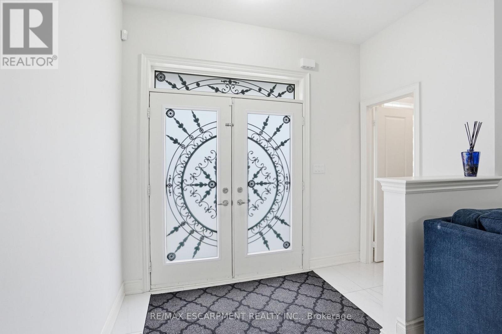 7 GRIERSON TRAIL - 5