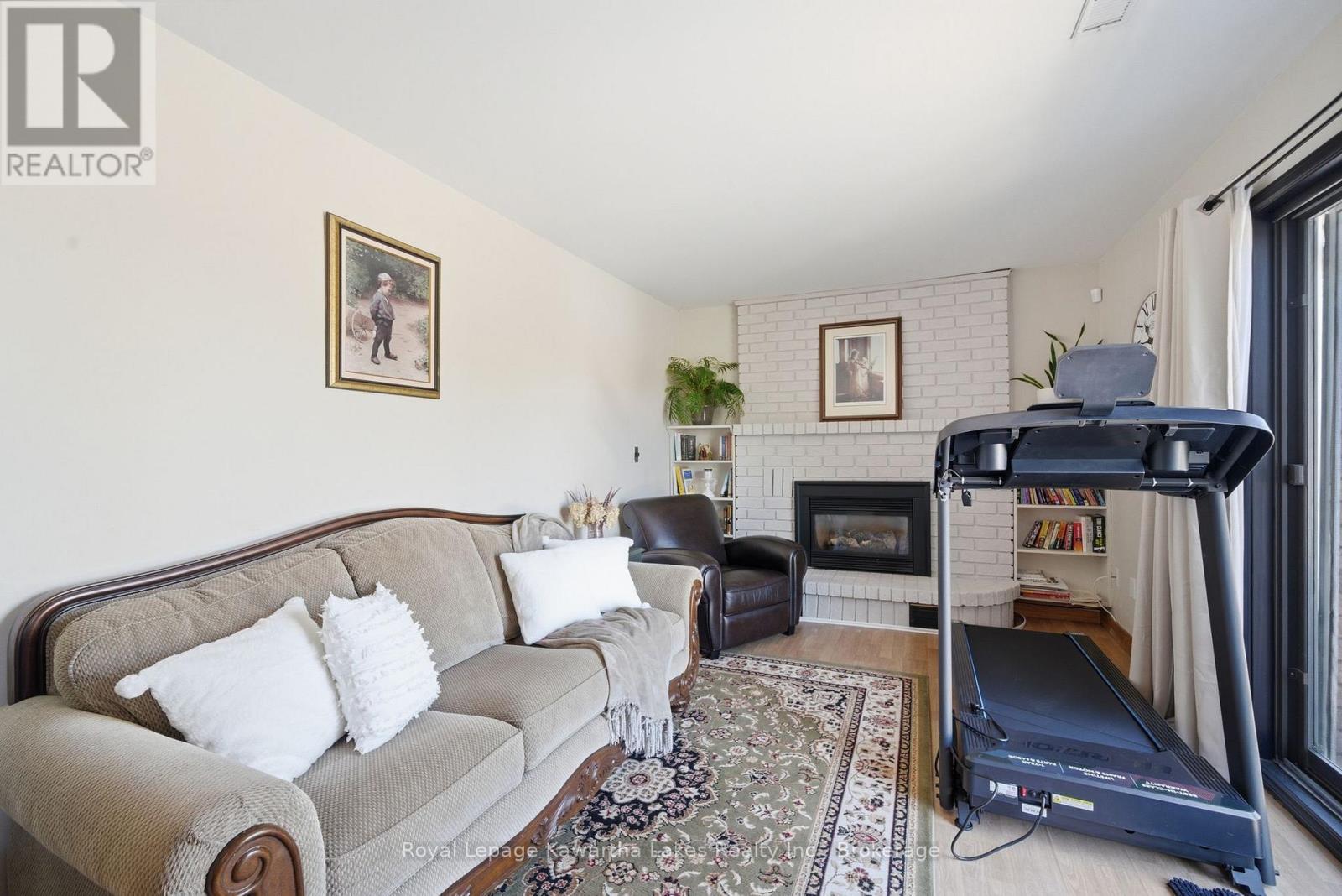 32 ANDREW DRIVE - 36
