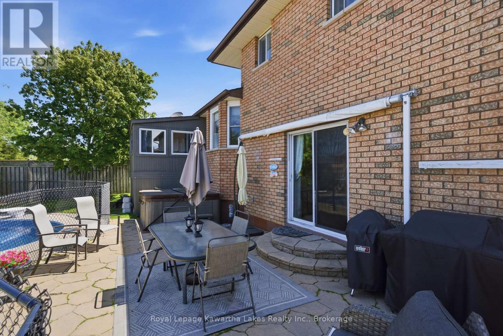 32 ANDREW DRIVE - 39