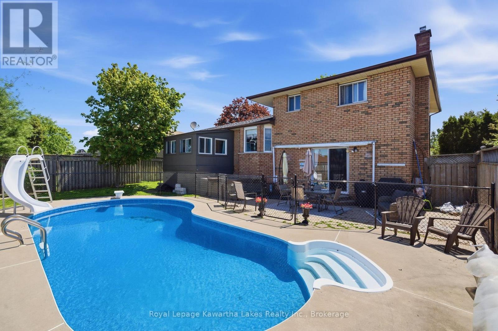 32 ANDREW DRIVE - 41