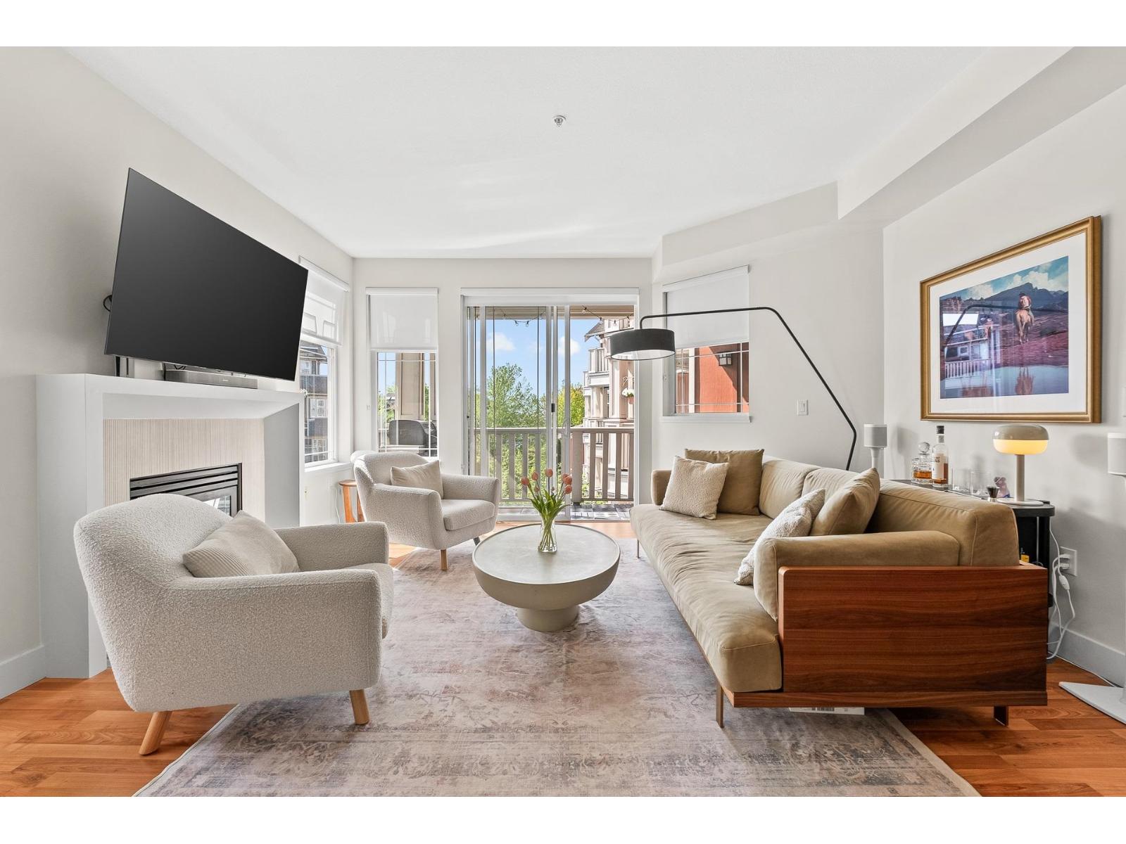 314 15368 16A Avenue - main photo